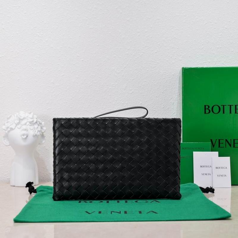 Bottega Veneta Wallet 17